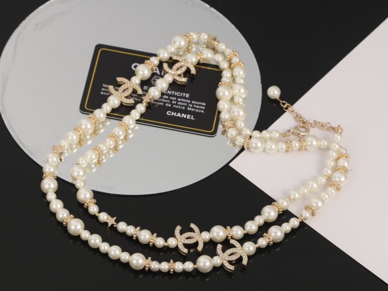 Ch**el necklaces
